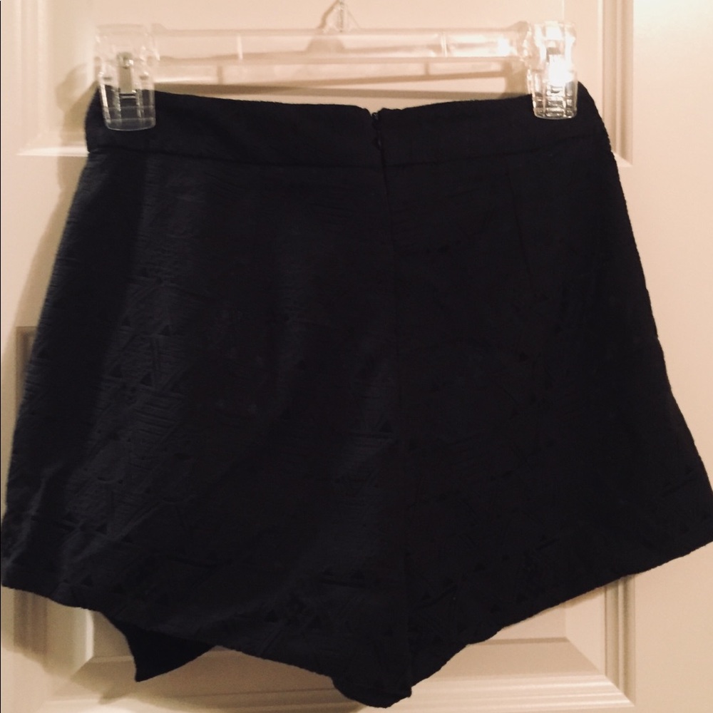 Black Patterned Skort - image 2